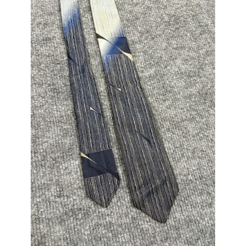 Vintage 1950s 60s Wembley Blue Grey Abstract Barkcloth Texture Skinny Necktie